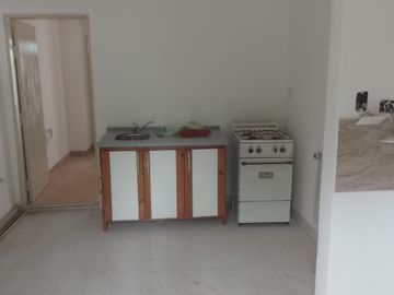 VENTA CASA A REFACCIONAR 3 DORM VILLA ALLENDE