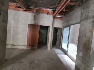 VENTA LOCAL  COMERCIAL PB  FRENTE NUÑEZ  ESTRENAR