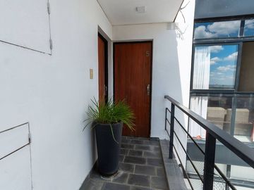 DEPARTAMENTO 1 DORM- EN BARRIO CANDIOTI-COCHERA