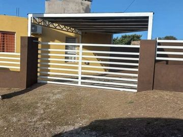 CASA EN VENTA TANTI CORDOBA