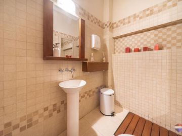 PROPIEDAD PARA USO COMERCIAL EN ALQUILER