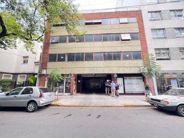 VENTA COCHERA FIJA CUBIERTA BELGRANO