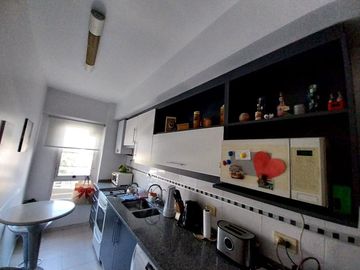 VILLA URQUIZA 3 AMBIENTES AL FRENTE BALCON Y PATIO