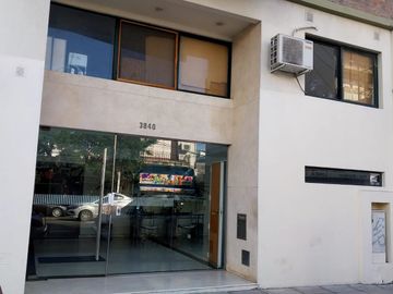 VILLA URQUIZA 3 AMBIENTES AL FRENTE BALCON Y PATIO
