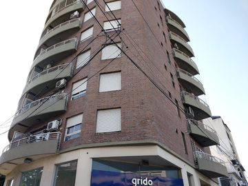 VILLA URQUIZA 3 AMBIENTES AL FRENTE BALCON Y PATIO