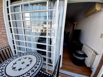 VILLA URQUIZA 3 AMBIENTES AL FRENTE BALCON Y PATIO