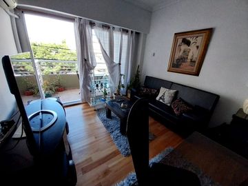 VILLA URQUIZA 3 AMBIENTES AL FRENTE BALCON Y PATIO