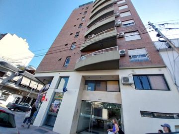VILLA URQUIZA 3 AMBIENTES AL FRENTE BALCON Y PATIO