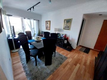 VILLA URQUIZA 3 AMBIENTES AL FRENTE BALCON Y PATIO