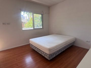 VENTA DPTO 1 ambiente DIVISIBLE con BALCON CASEROS
