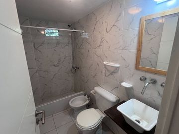 VENTA DPTO 1 ambiente DIVISIBLE con BALCON CASEROS