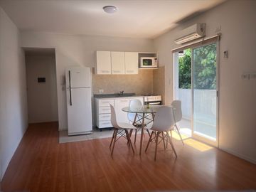 VENTA DPTO 1 ambiente DIVISIBLE con BALCON CASEROS