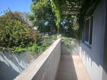 VENTA DPTO 1 ambiente DIVISIBLE con BALCON CASEROS