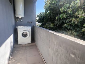 VENTA DPTO 1 ambiente DIVISIBLE con BALCON CASEROS