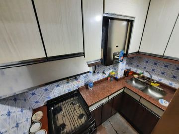Venta en Blok 6 dpto 1 local con renta  Mataderos