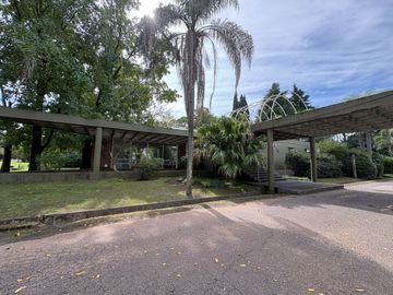 VENTA - PH C/patio y Parrilla - Barrio Princess