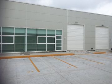 BODEGA EUROPARK II En renta 200 m2 El Marques Camino a los Cues