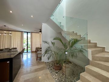 CASA EN VENTA EN MÉRIDA YUCATÁN EN PRIVADA EN TEMOZÓN NORTE