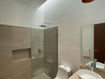 CASA EN VENTA EN MÉRIDA YUCATÁN EN PRIVADA EN TEMOZÓN NORTE