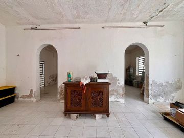 CASA PARA PROYECTO DE REMODALACIÓN EN ITZIMNÁ EN MÉRIDA YUCATÁN
