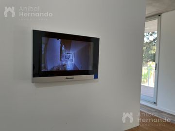 Alquiler de departamento 2 ambientes con terraza, parrilla y cochera en Moreno