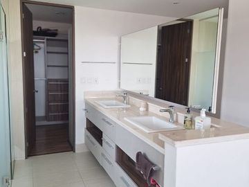 Departamento amueblado en venta, vista y exclusividad.