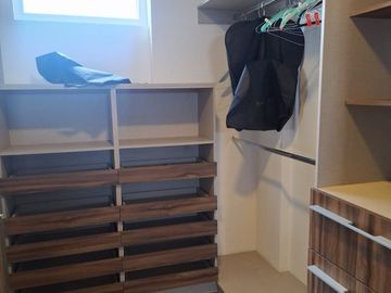 Departamento amueblado en venta, vista y exclusividad.