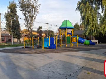 Gran Oportunidad Casa de 3Pisos 5D/3B/2E y Potencial Quilicu
