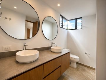 Apartamento remodelado en Provenza | 220 m²
