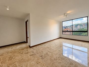 Apartamento remodelado en Provenza | 220 m²