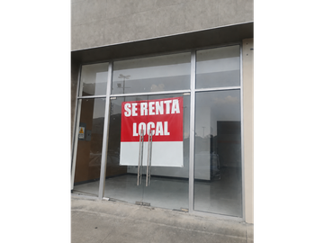 LOCAL COMERCIAL EN RENTA PLAZA COMERCIAL SORIANA EN SANTIAGO