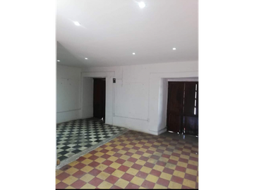 LOCAL COMERCIAL EN RENTA /CENTRO /VALLE DE BRAVO