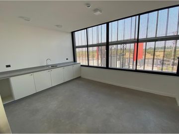 Bodega moderna en Pudahuel lista para tu negocio