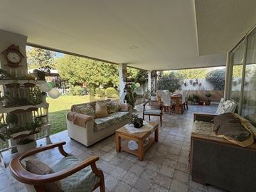 Hermosa casa en venta - Chicureo Norte