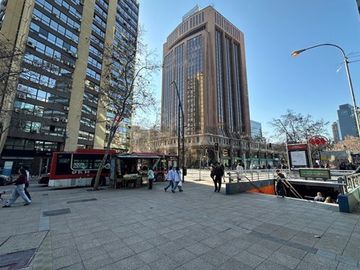 Oficina renovada, 20 m2. 2B, Metro P.Valdivia