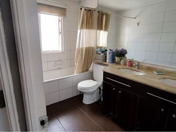 Casa con piscina Oportunidad en Valle Grande