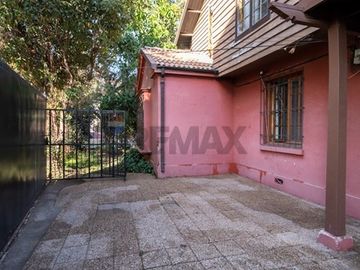 537 M2 de Terreno /253 m2 Utiles