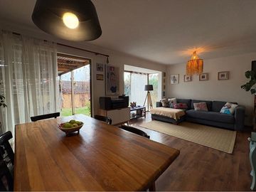 AMPLIA CASA 250 M2 DE TERRENO ALTO LA FLORIDA