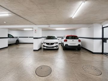 Oficina 70 m² | 4 Privados | 2 Est. | Providencia