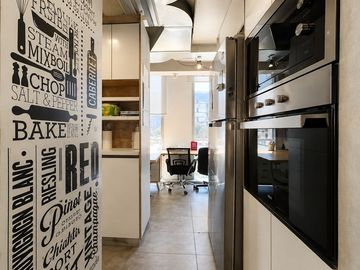 Oficina 70 m² | 4 Privados | 2 Est. | Providencia