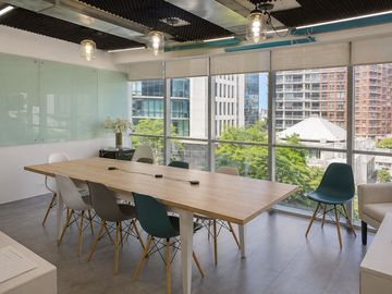 Oficina 70 m² | 4 Privados | 2 Est. | Providencia