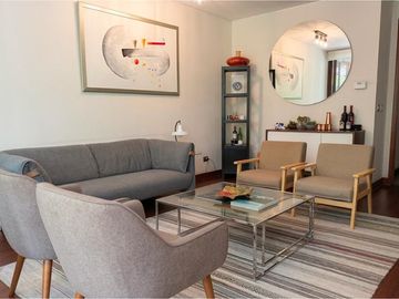 Depto con 450 M2 de Jardín y piscina privados.
