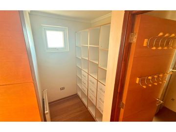 Exclusiva Casa con Vista a la Laguna!