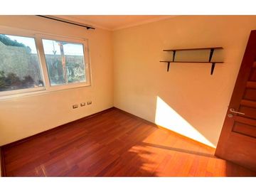 Exclusiva Casa con Vista a la Laguna!