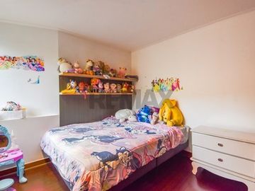 Venta de Casa! 4D + 4B, Jardín Piscina y Más..