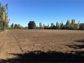 Gran Oportunidad: Campo agrícola en Los Ángeles