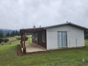 Tu refugio en el campo: Casa con entorno natural
