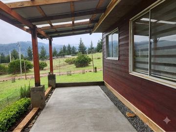 Tu refugio en el campo: Casa con entorno natural