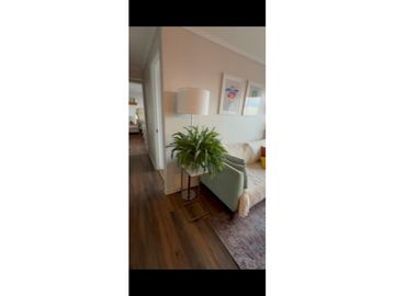 VENTA DE DEPARTAMENTO REMODELADO EN LAS CONDES