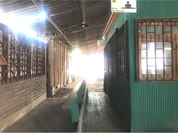 TERRENO COMERCIAL CON UBICACIÓN PRIVILEGIADA!!